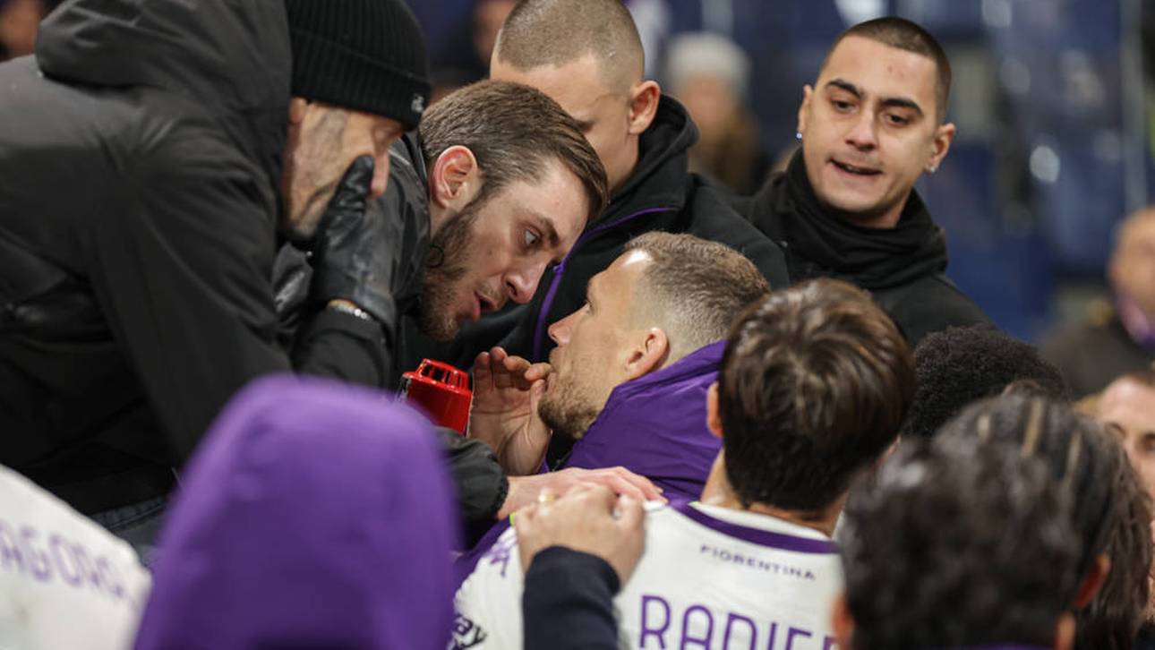 Führugnsspieler Edin Dzeko sprach mit den Fans der Fiorentina