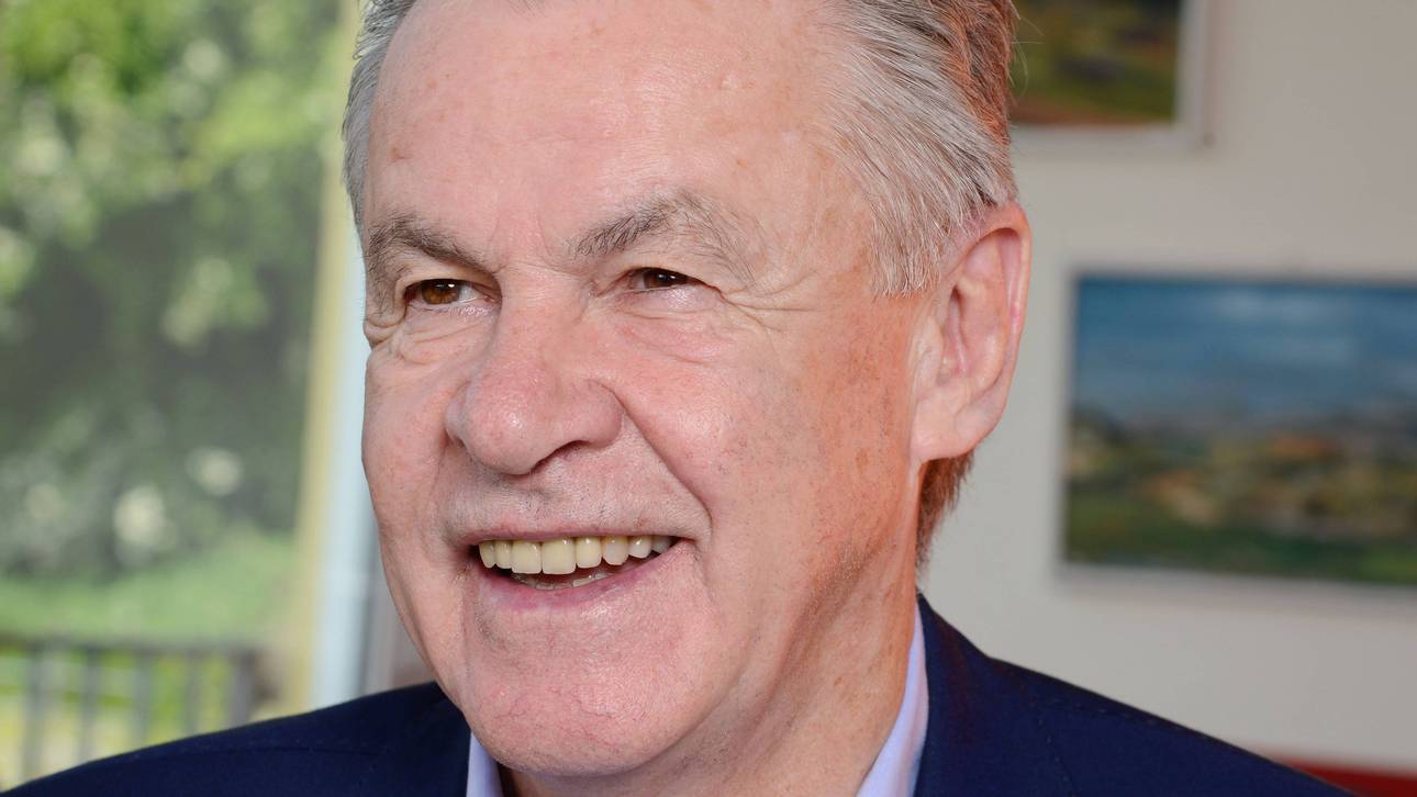 Hitzfeld: Embolo wird ein Top-Spieler