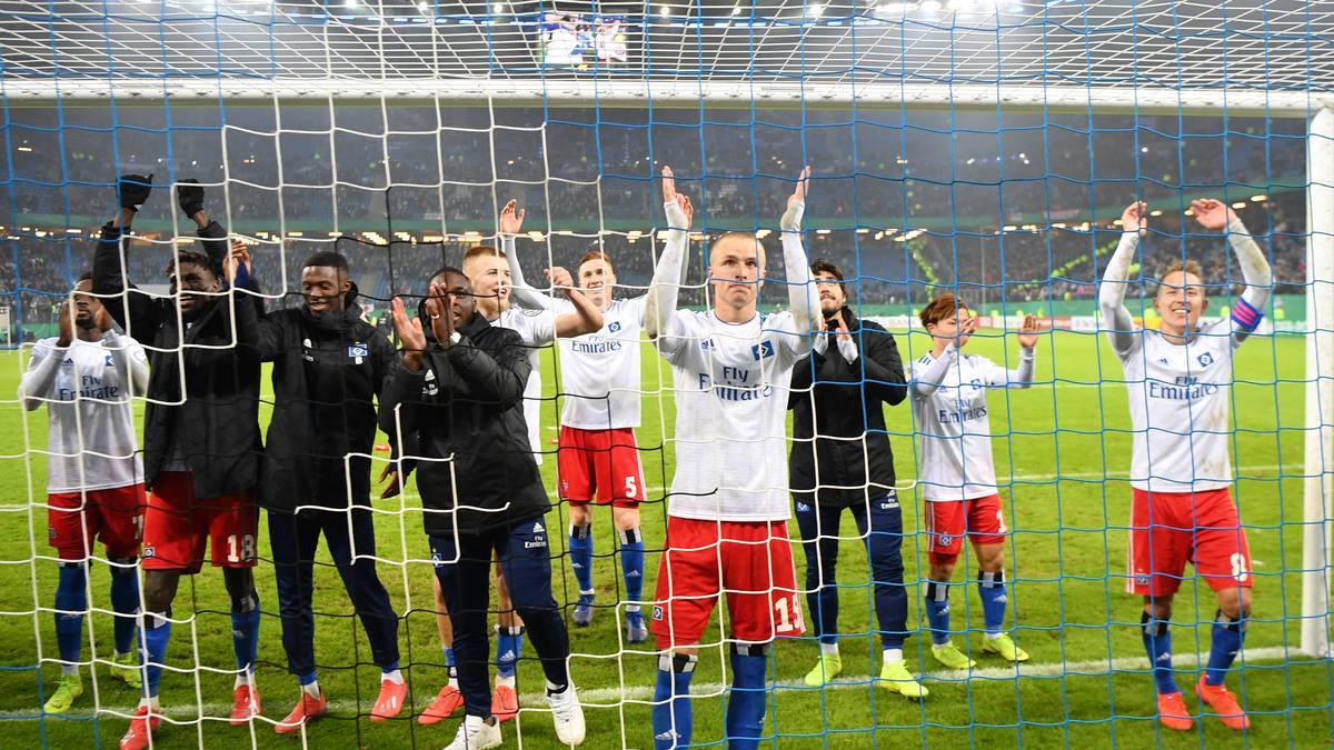 Jann-Fiete Arp wechselt zum FC Bayern - so viel ist mittlerweile sicher. Doch wann der 19-Jährige an der Säbener Straße aufschlagen wird, ist noch völlig offen