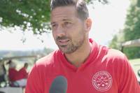 Stürmer-Legende Claudio Pizarro wünscht sich in der neuen Saison wieder den Meistertitel für den FC Bayern. Außerdem äußert sich der Peruaner über den neuen Bayern-Trainer Vincent Kompany. 
