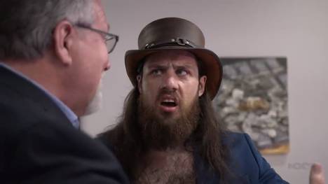 WWE-Talent Cameron Grimes will mit einer teueren Uhr protzen - und wird von seinem legendären Vorbild überrascht und übertrumpft.