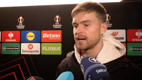 Maximilian Mittelstädt spricht nach dem Sieg in der Europa League über die anstehende WM und seine möglichen Chancen vom Bundestrainer nominiert zu werden.