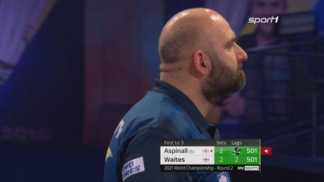 Scott Waites ist der wohl bislang bitterste Verlierer dieser WM. Gegen Nathan Aspinall spielt er das Spiel seines Lebens und verpasst im letzten Satz vier Matchdarts. 