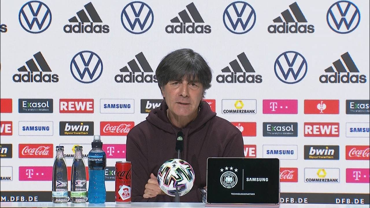Joachim Löw über Thomas Müller: Das hat er zu seinem Fehlschuss gesagt | EM 2021