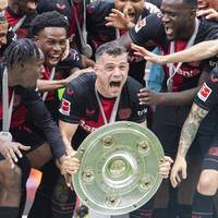 Bayer Leverkusen hat die Meisterschaft gewonnen. Folgen jetzt auch noch die Titel in der Europa League und im DFB-Pokal? Stimmen Sie ab.
