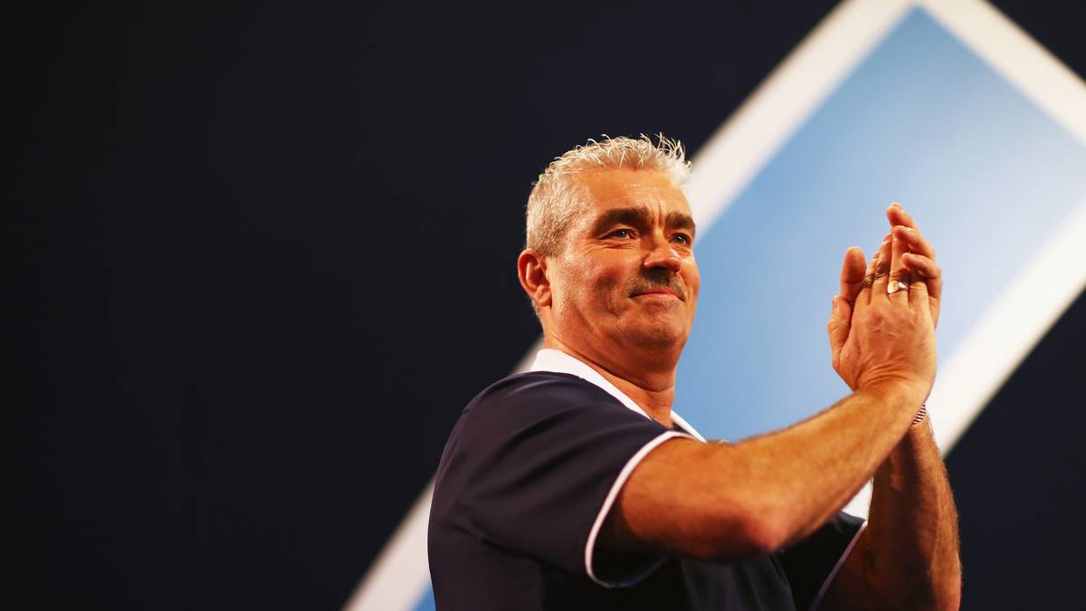 STEVE BEATON - The Bronzed Adonis