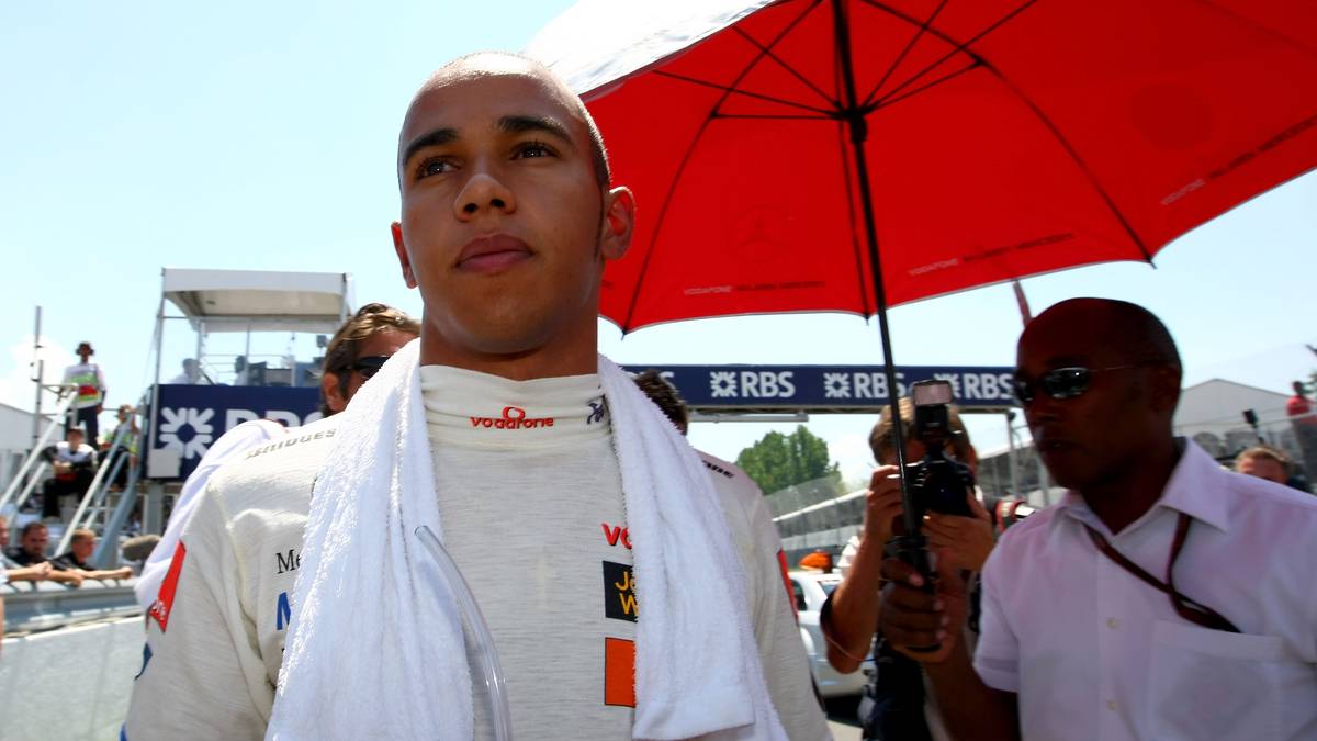 LEWIS HAMILTON (2007): Mercedes (61), McLaren (26), 87 Poles