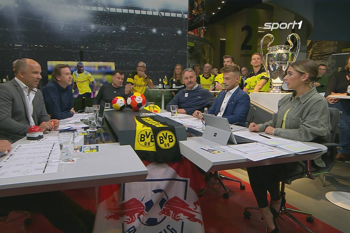 Anthony Modeste bekommt bei Borussia Dortmund den Vorzug vor Youssouffa Moukoko. Diese Entscheidung sorgt beim Fantalk für Unverständnis. 