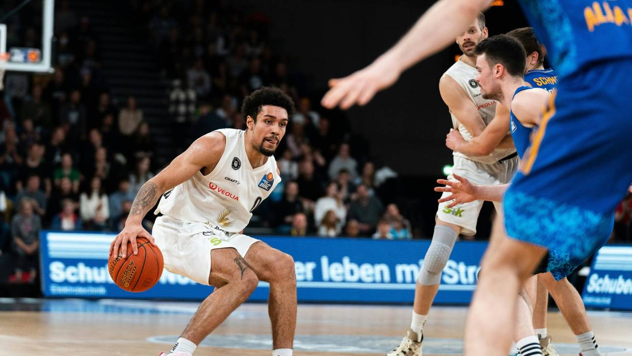 Oldenburg holt Guard von Absteiger