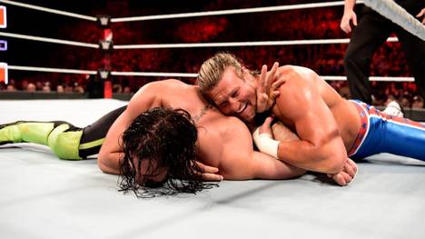 Seth Rollins (l.) und Dolph Ziggler bestritten bei WWE Extreme Rules 2018 ein Iron Man Match