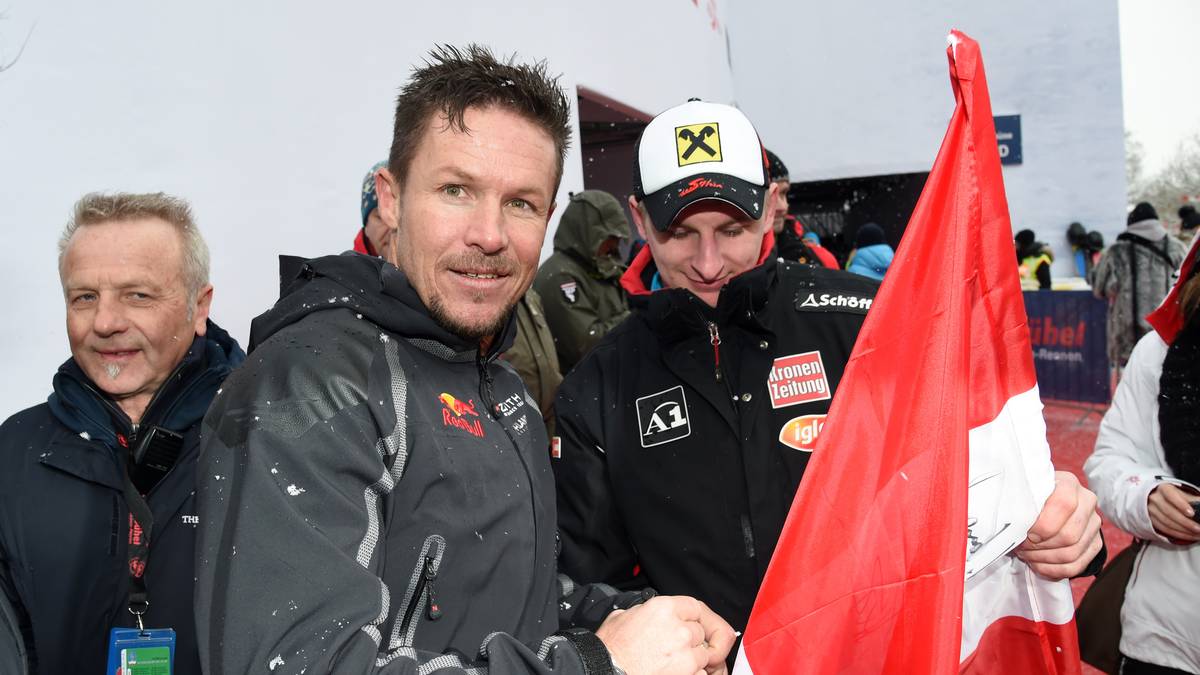 Einer der wenigen, die es noch wagemutiger können als die Streif-Abfahrer: Weltraumspringer Felix Baumgartner