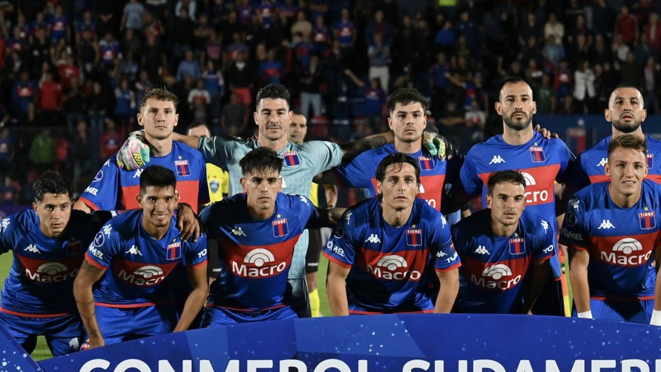 Versehentlich! Fans attackieren ihr Team