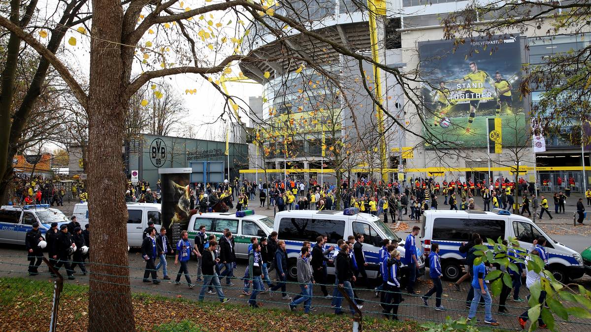 Für Tuchel sollte dies jedoch kein Problem sein. Immerhin kennt er aus Dortmund-Zeiten "die Mutter aller Derbys": Borussia Dortmund gegen Schalke 04. Damit kann selbst das größte Duell in Frankreich nicht mithalten, zumal es nicht auf so eine lange Geschichte wie das Revierderby zurückblicken kann