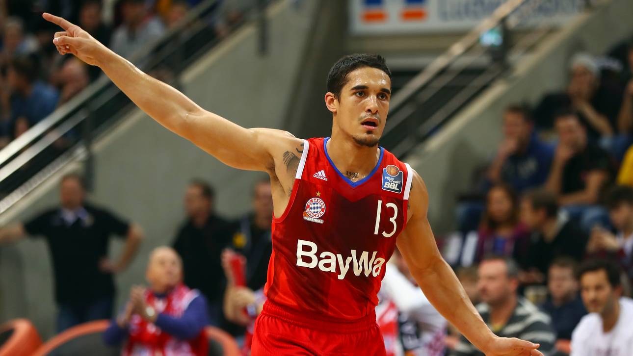 Bayern mit einem Bein im Halbfinale