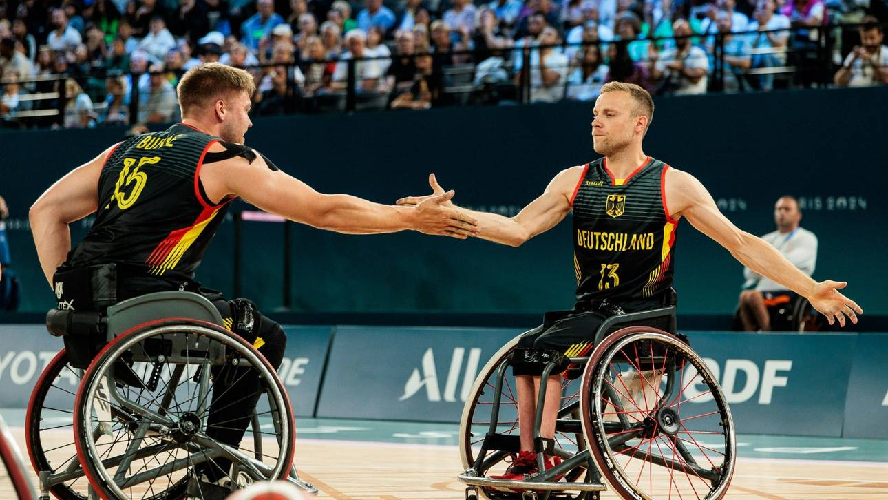 Rollstuhlbasketballer im Halbfinale
