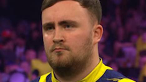 Connor Scutt checkt gegen Luke Littler eine 170 im zweiten Leg - der amtierende Weltmeister staunt nicht schlecht. Am Ende setzte sich Littler allerdings mit 5:3 durch.