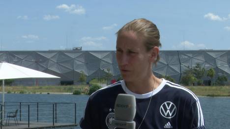 Ann-Katrin Berger hat ein bewegtes Jahr hinter sich. Im exklusiven Sport1-Interview spricht die Torhüterin vom FC Chelsea über ihre zweite Krebsdiagnose, fehlende WM-Prämien vom DFB und den unbedingten Willen, Weltmeisterin zu werden.