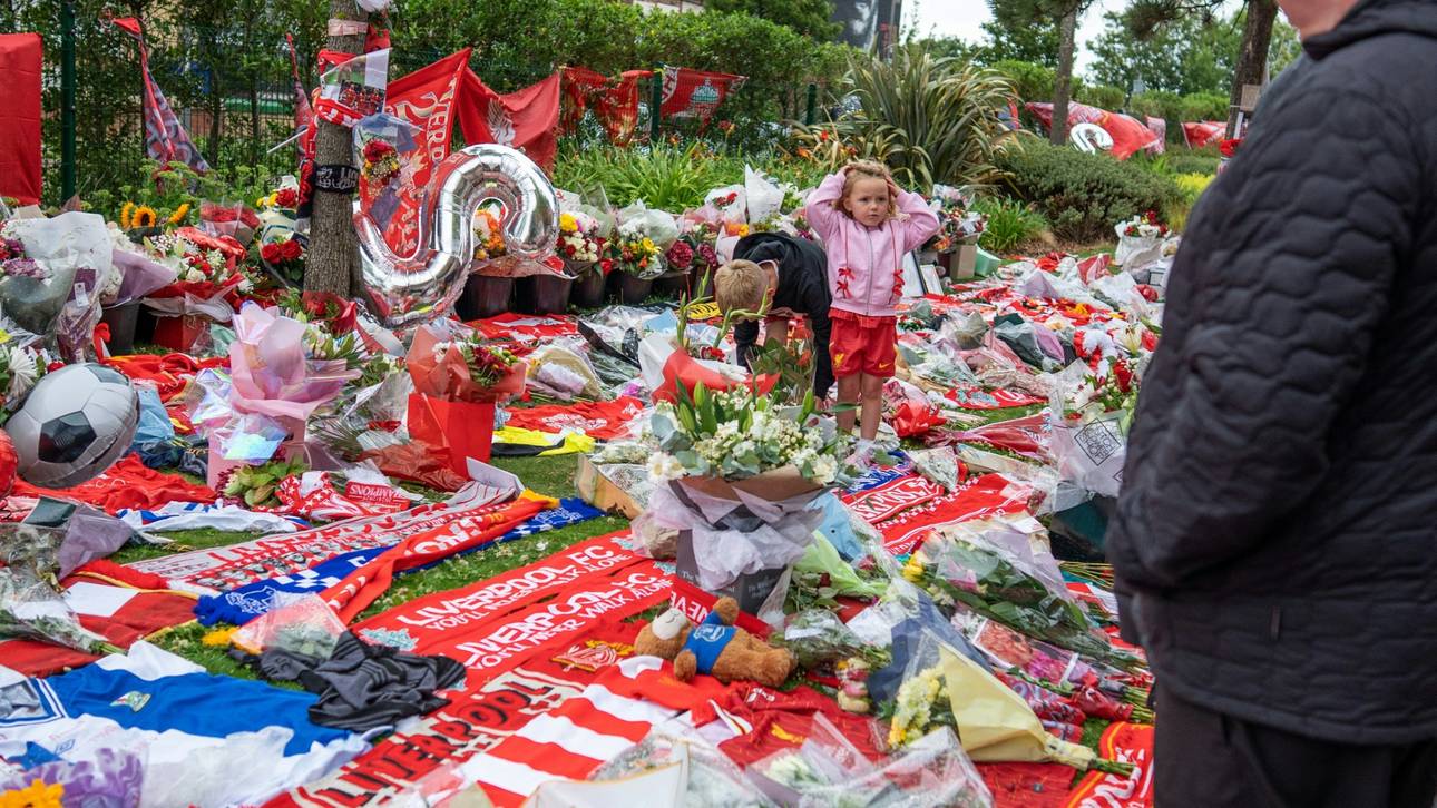 Liverpool ehrt Jota bei Testspiel