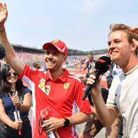Weltmeister äußert sich zu Vettel-Comeback