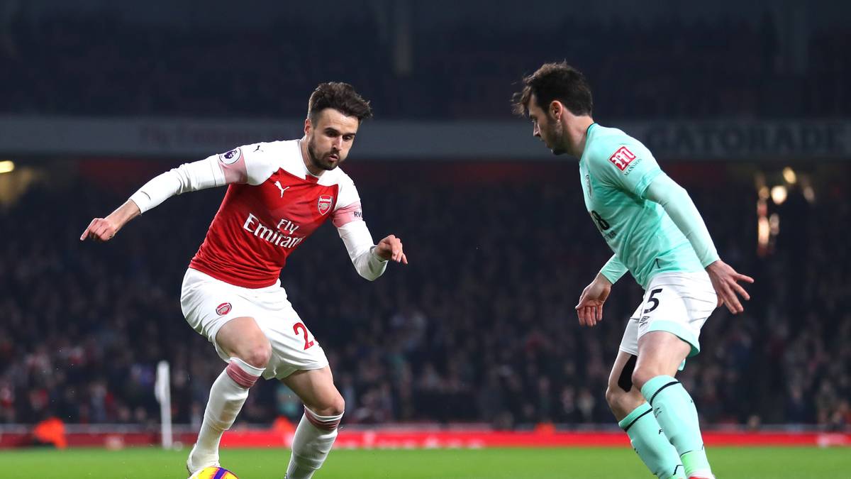 Der 27-jährige Fan-Liebling konnte sich seit seinem Wechsel 2011 von Charlton Athletic zu den Gunners nie etablieren, wurde zwischenzeitlich auch zu West Ham United und Birmingham City verliehen