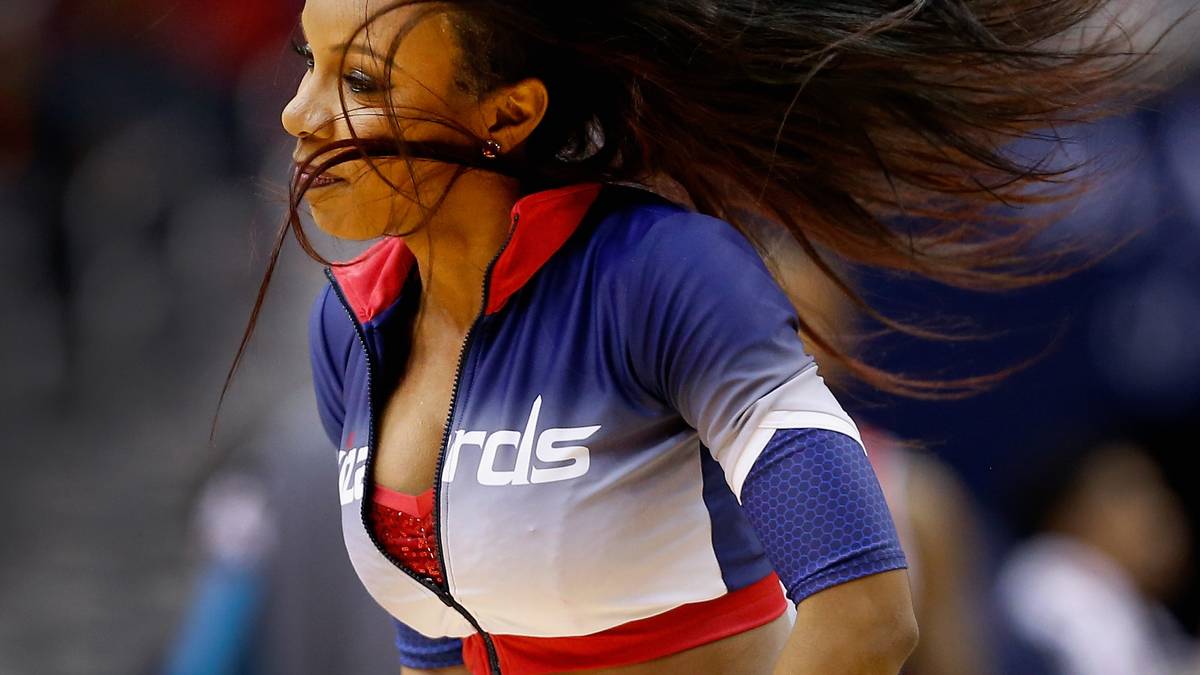 Auch die Cheerleader der Teams sind nach dem All-Star Break wieder zurück. Sei es in Washington...