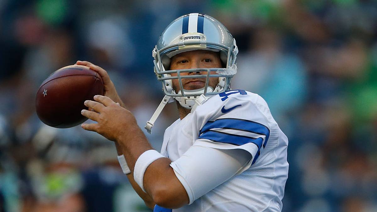 PLATZ 18: TONY ROMO - Von 2003 bis 2016 war der Quarterback bei den Dallas Cowboys im Einsatz. Das brachte ihm insgesamt 127,4 Millionen Dollar ein