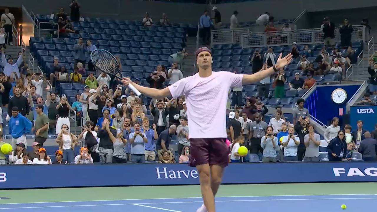 Zverev wendet Debakel gerade noch so ab!