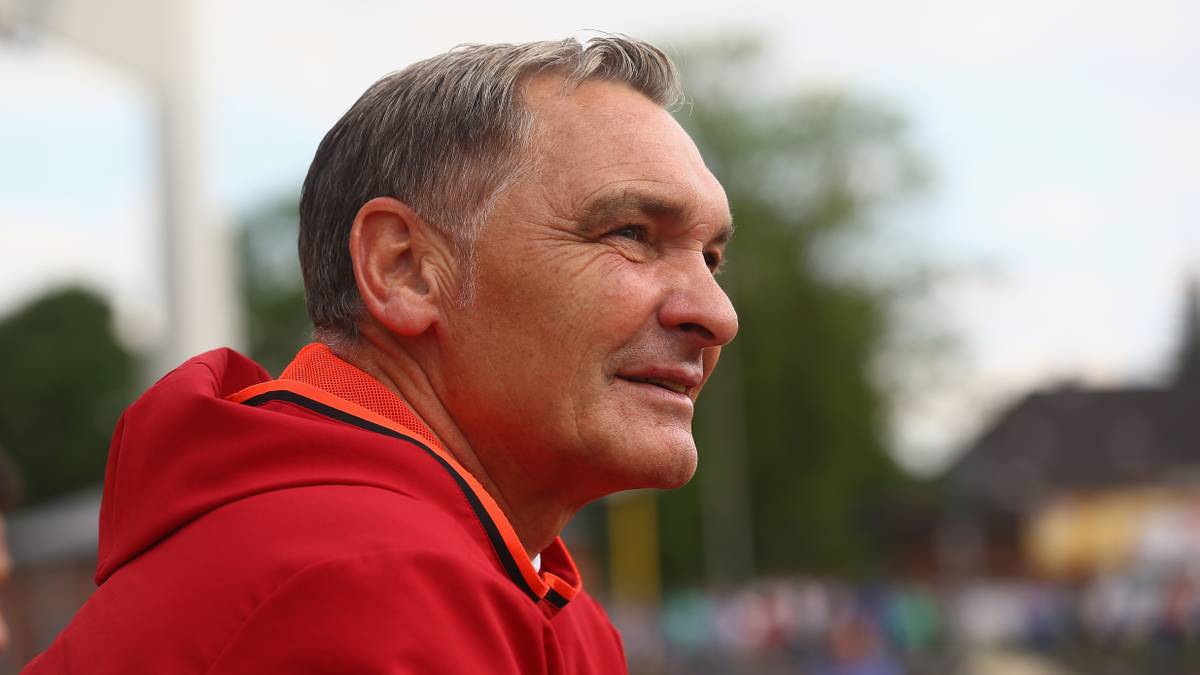 WALTER JUNGHANS: Arbeitete als Torwart-Trainer für verschiedene Nachwuchsmannschaften des Rekordmeisters. Zuletzt bis 2017 bei der U19