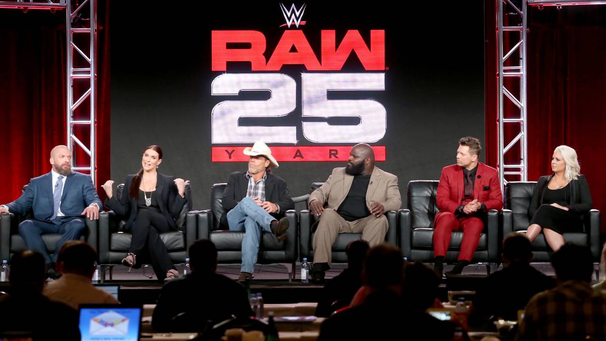 Im Januar 1993 ging die WWE-TV-Show Monday Night RAW zum ersten Mal über den Sender. Im Januar 2018 feierte die Liga ihre Flaggschiff-Sendung mit einer großen Jubiläums-Ausgabe. Als Teil des Vorab-Hypes hat die Showkampf-Liga die aus ihrer Sicht 100 größten Momente bei RAW gekürt