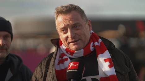 Die Bayern-Fans sprechen Manuel Neuer den Legendenstatus bereits zu, sind bei der Zukunftsfrage jedoch kritisch.