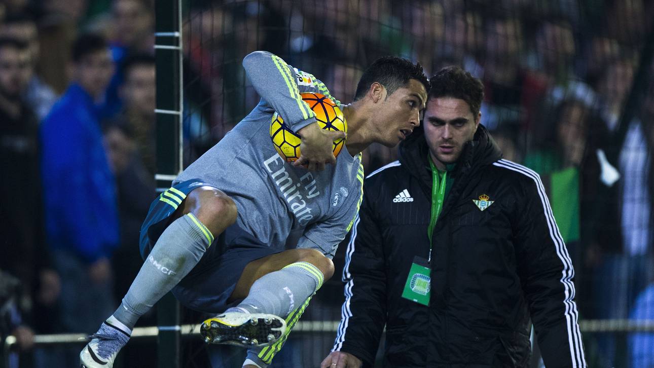 Spuckattacke auf Ronaldo