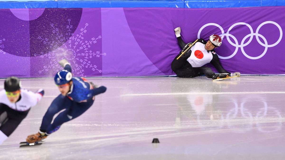 Der Japaner Ryosuke Sakazume macht bei den Männern über 1000 Meter Bekanntschaft mit der Bande