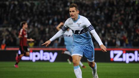 Miroslav Klose jubelt über einen Treffer bei Lazio Rom
