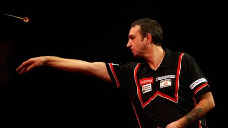 2014 Ladbrokes.com World Darts Championship - Day Twelve