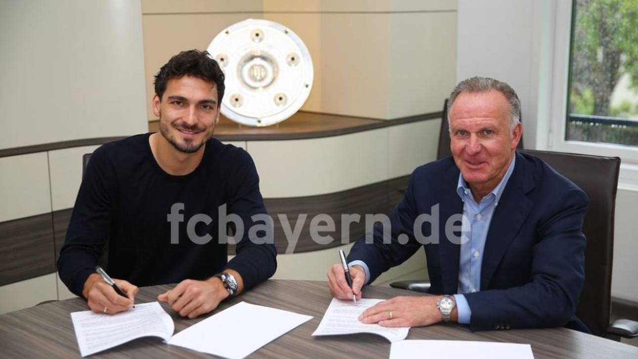 Hummels unterschreibt bei Bayern