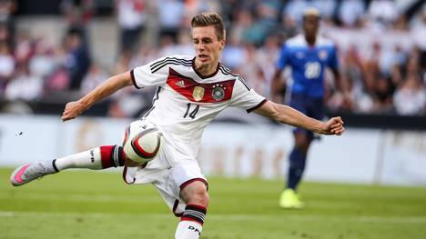 Patrick Herrmann bereitet bei seinem Debüt für Deutschland gleich ein Tor vor