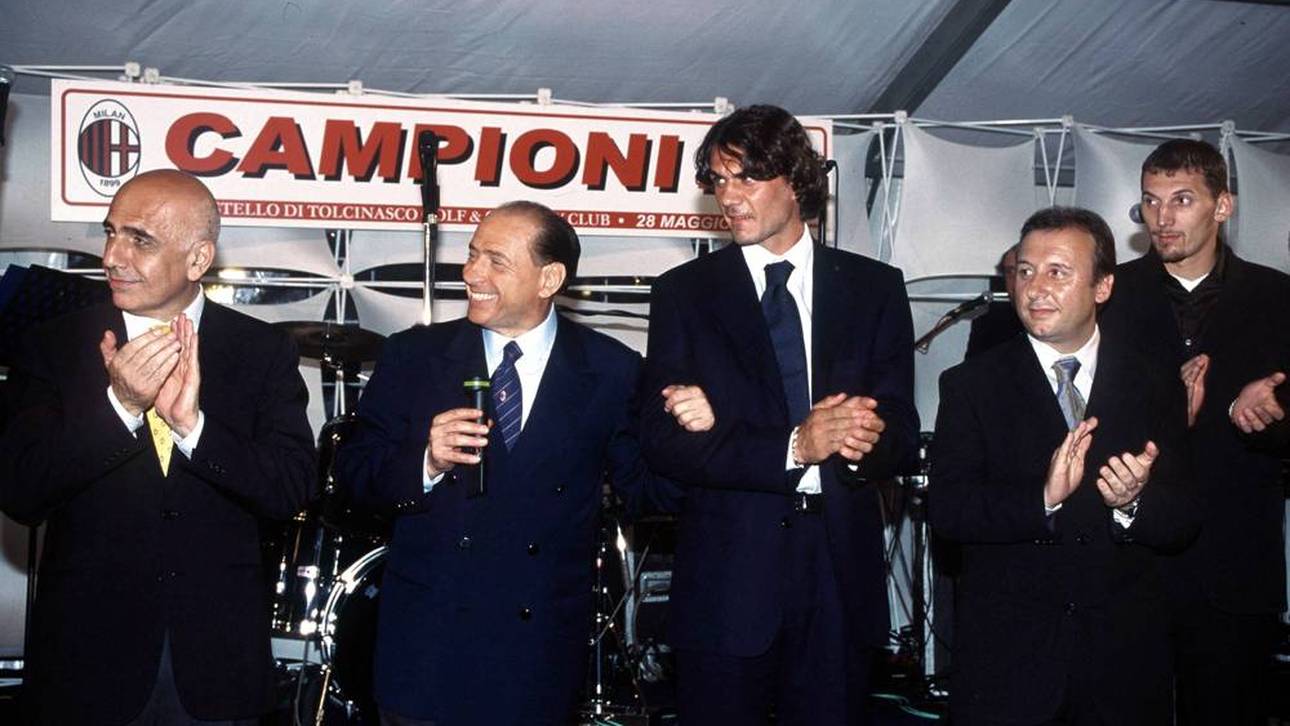 Adriano Galliani, Berlusconi und Paolo Maldini bei der Meisterfeier 1999