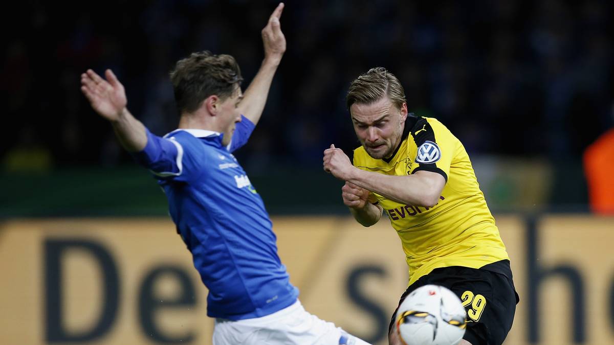 NIKLAS STARK: Als zentraler Abwehrspieler mit den quirligen Dortmundern zumeist überfordert und zeitweise ein echtes Sicherheitsrisiko. SPORT1-Note: 5