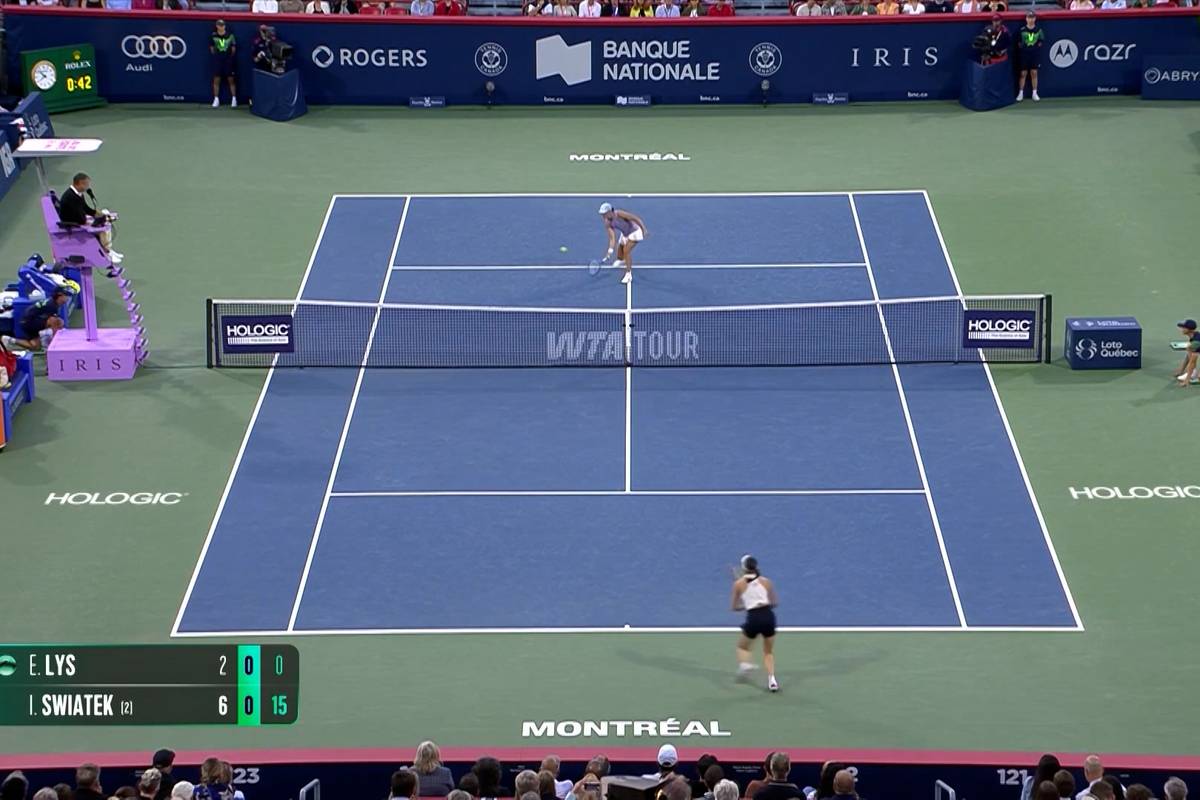 Die Deutsche Eva Lys ist beim WTA-Turnier in Montreal in der dritten Runde ausgeschieden. Die 23-Jährige unterlag Wimbledon-Siegerin Iga Swiatek klar mit 2:6, 2:6.