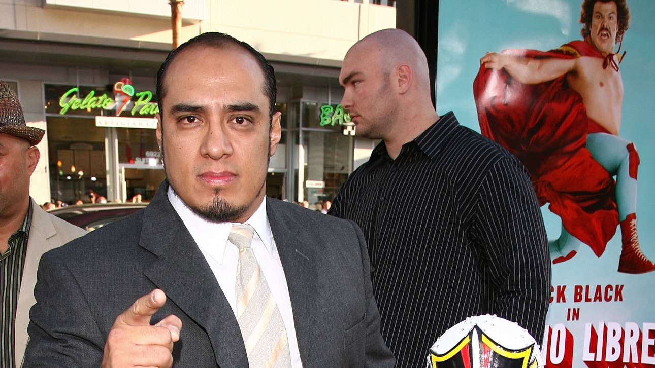 Silver King (l., mit Mascarita Sagrada) bei der Premiere von "Nacho Libre" 2006