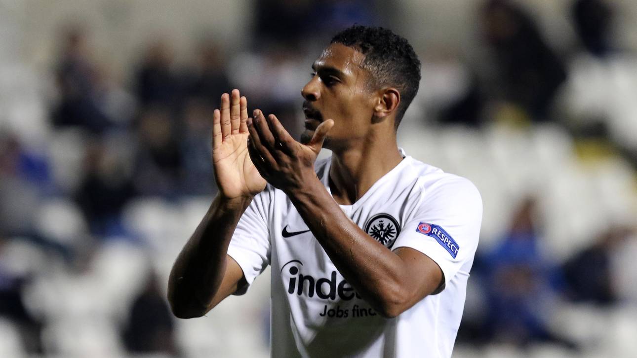 Frankfurt steht in der K.o-Runde