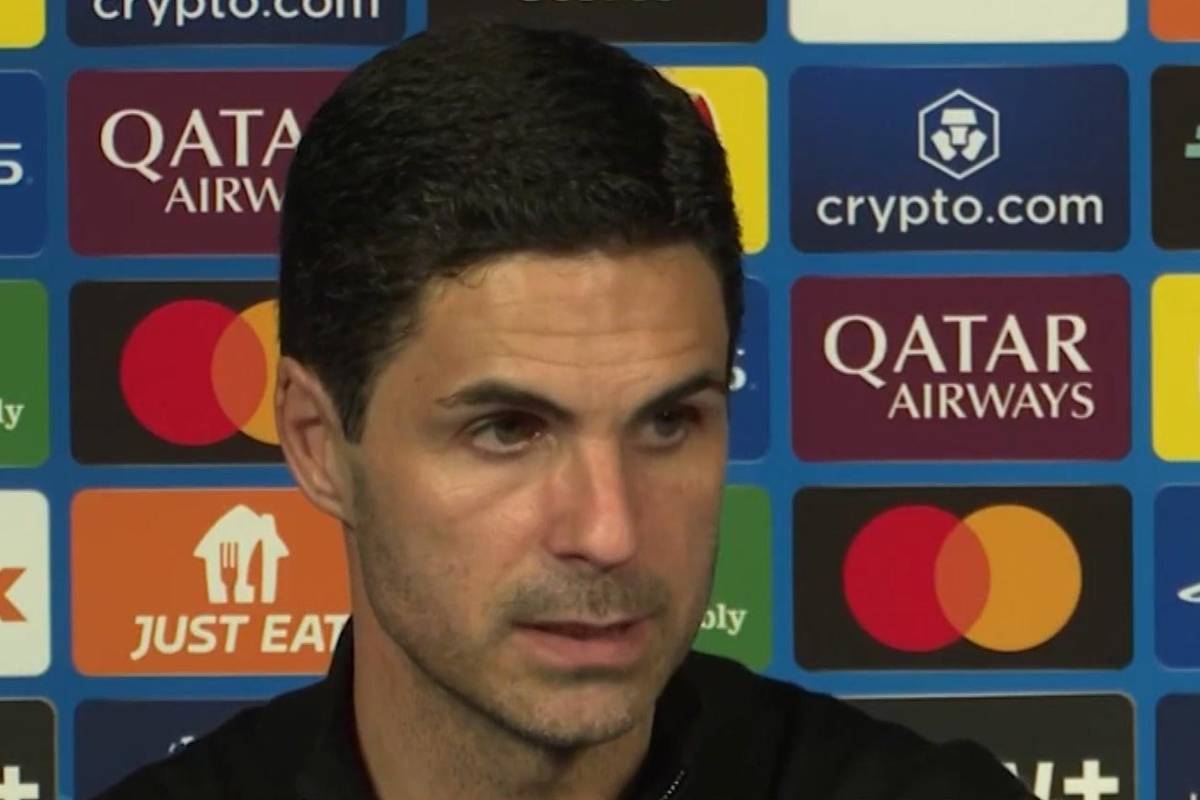 Der FC Arsenal ist aus der Champions League ausgeschieden. Trainer Mikel Arteta ist deswegen geknickt.