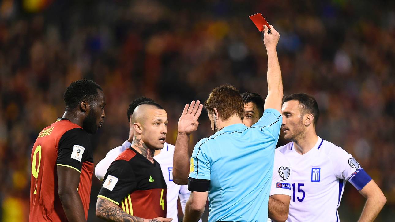 Skibbe kritisiert Schiri Brych