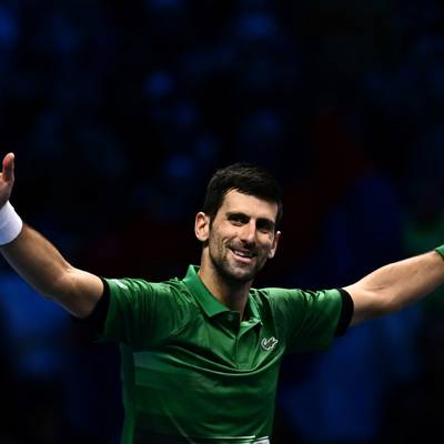 Novak Djokovic gewinnt erneut die ATP-Finals. Der Serbe wandelt somit auf den Spuren des Maestros.