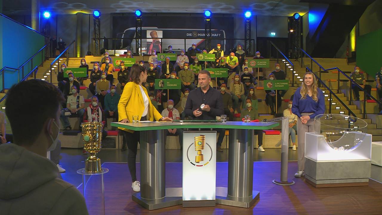 Flick: „Ist der Krieg von Putin“