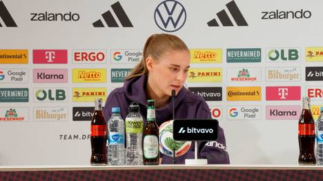 Jule Brand spricht über das WM-Qualifikationsspiel gegen Österreich und verrät, worauf es besonders ankommen wird.