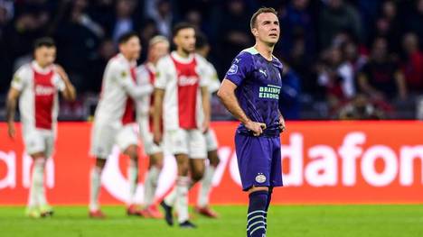 Mario Götze kassierte mit PSV gegen Ajax eine nerbe Niederlage