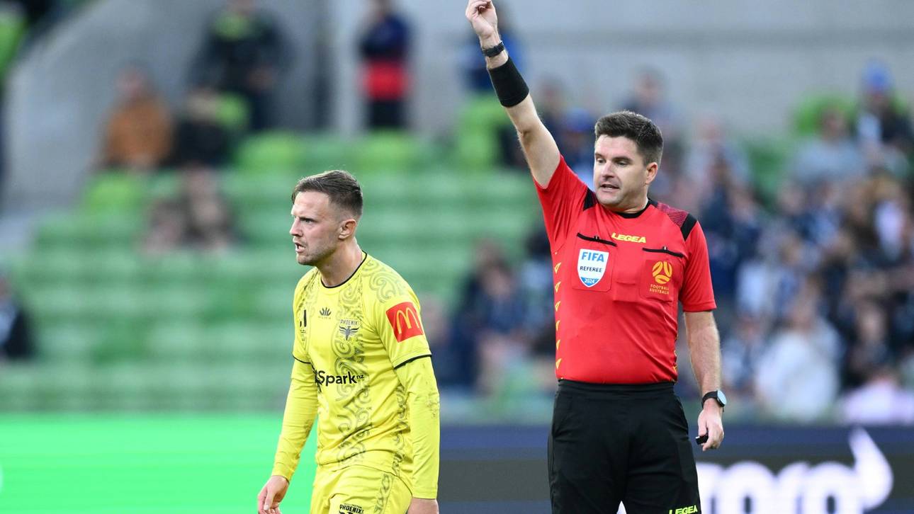 Betrug? Drei Fußballer festgenommen