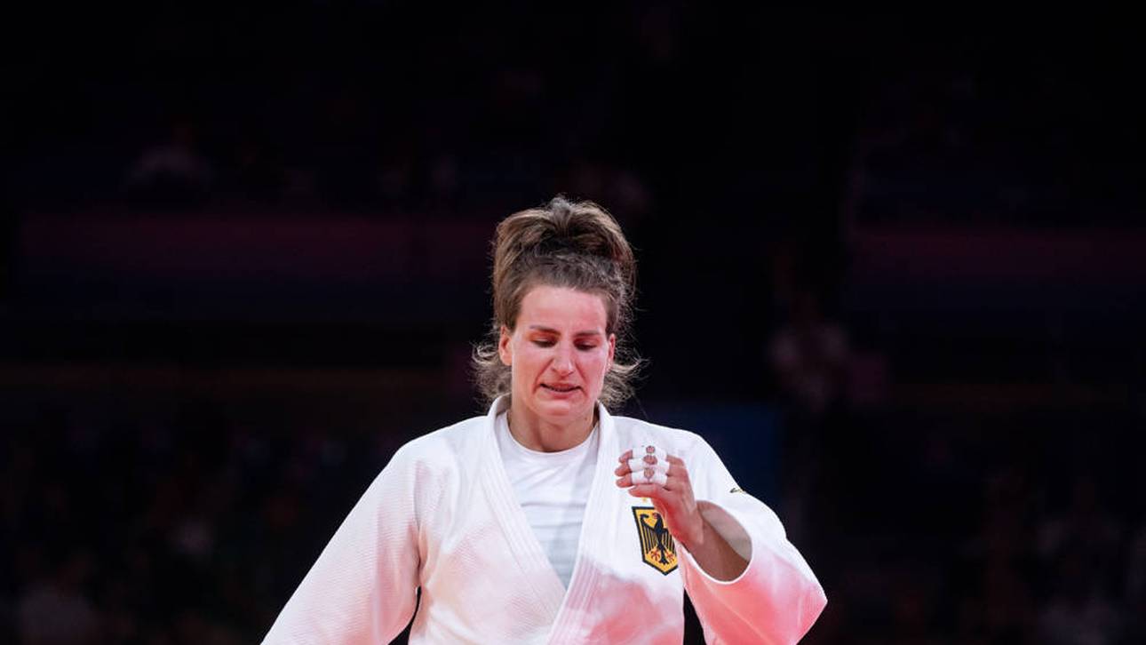 Tränen-Drama um Fahnenträgerin