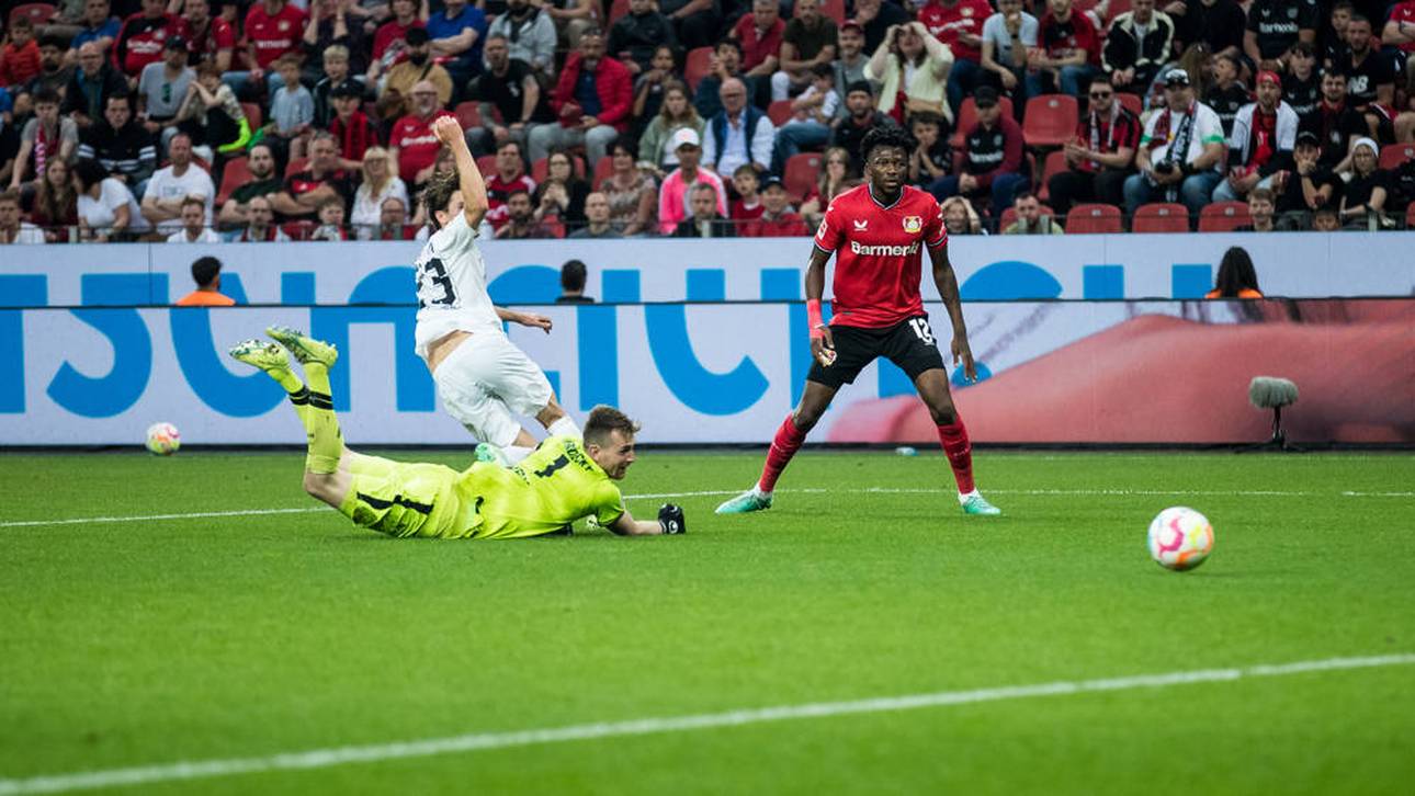 Slapstick pur! Bayer vergeigt Sieg